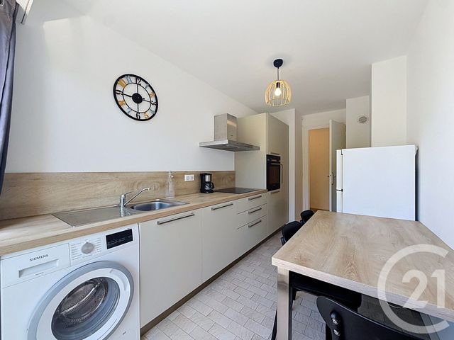 Appartement F2 &agrave; louer - 2 pi&egrave;ces - 58,49 m2 - Cannes - 06 - PROVENCE-ALPES-COTE-D-AZUR