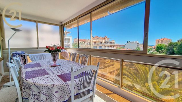 Appartement F2 &agrave; vendre - 2 pi&egrave;ces - 62,14 m2 - Cannes - 06 - PROVENCE-ALPES-COTE-D-AZUR
