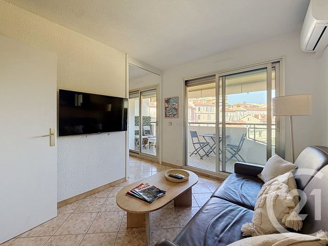 Appartement F2 &agrave; louer - 2 pi&egrave;ces - 24,25 m2 - Cannes - 06 - PROVENCE-ALPES-COTE-D-AZUR