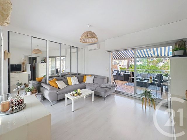 Appartement F3 &agrave; vendre - 3 pi&egrave;ces - 51,96 m2 - Cannes - 06 - PROVENCE-ALPES-COTE-D-AZUR