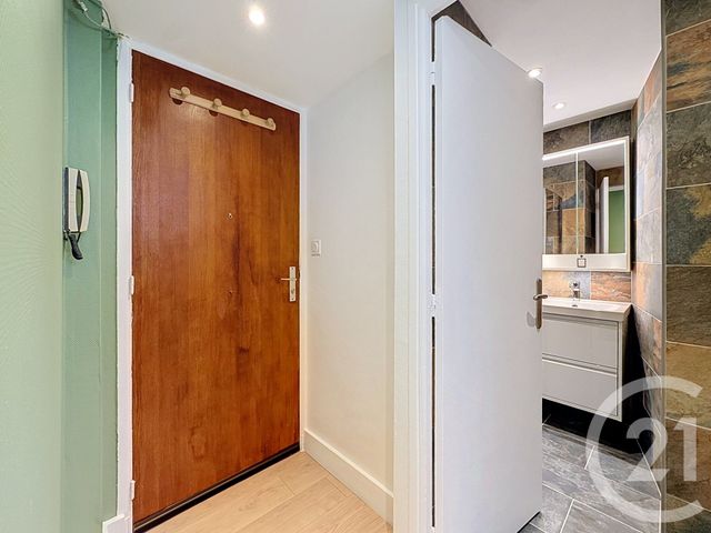 Appartement F1 &agrave; louer - 1 pi&egrave;ce - 27,24 m2 - Cannes - 06 - PROVENCE-ALPES-COTE-D-AZUR