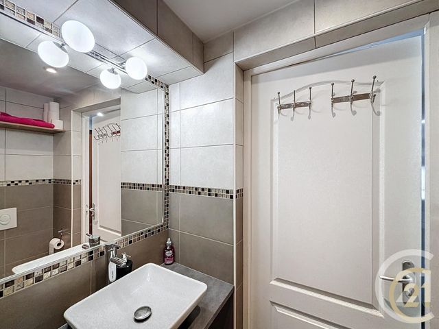 Appartement Studio &agrave; louer - 2 pi&egrave;ces - 27,51 m2 - Le Cannet - 06 - PROVENCE-ALPES-COTE-D-AZUR