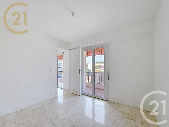Appartement F2 &agrave; vendre - 2 pi&egrave;ces - 39,06 m2 - Cannes - 06 - PROVENCE-ALPES-COTE-D-AZUR