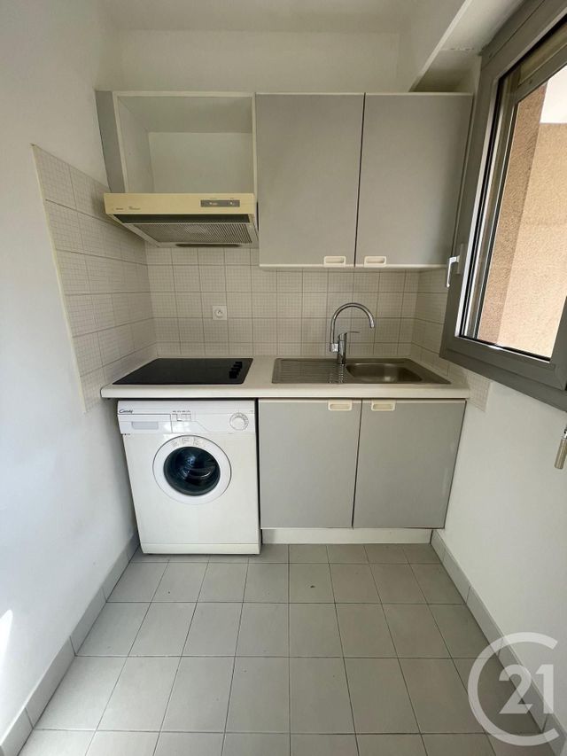 Appartement Studio &agrave; louer - 1 pi&egrave;ce - 20,26 m2 - Cannes - 06 - PROVENCE-ALPES-COTE-D-AZUR