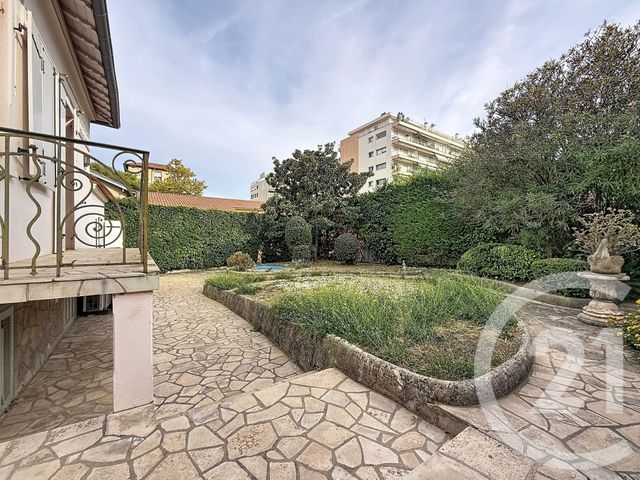 Maison &agrave; louer - 5 pi&egrave;ces - 127,05 m2 - Cannes - 06 - PROVENCE-ALPES-COTE-D-AZUR