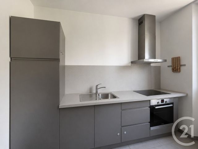 Maison &agrave; louer - 5 pi&egrave;ces - 127,05 m2 - Cannes - 06 - PROVENCE-ALPES-COTE-D-AZUR