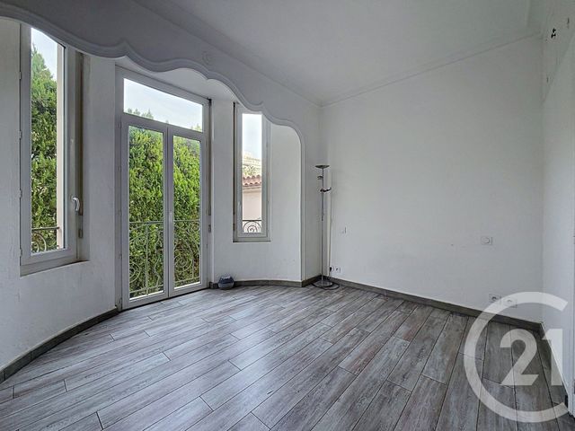 Maison &agrave; louer - 5 pi&egrave;ces - 127,05 m2 - Cannes - 06 - PROVENCE-ALPES-COTE-D-AZUR