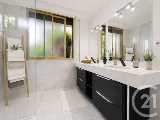 Appartement T2 &agrave; vendre - 2 pi&egrave;ces - 60,32 m2 - Le Cannet - 06 - PROVENCE-ALPES-COTE-D-AZUR