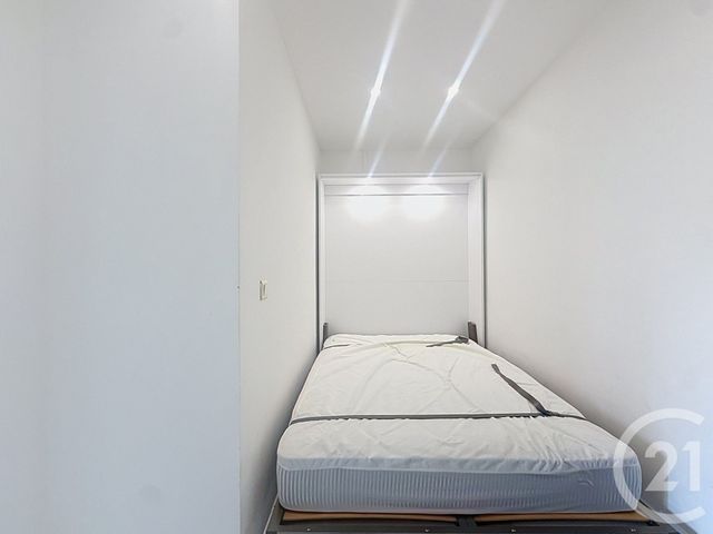 Appartement Studio Cabine &agrave; louer - 1 pi&egrave;ce - 20,09 m2 - Cannes - 06 - PROVENCE-ALPES-COTE-D-AZUR