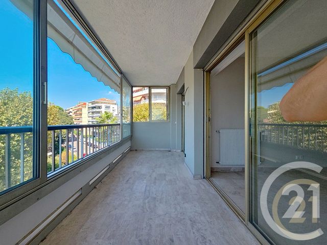 Appartement F2 &agrave; vendre - 2 pi&egrave;ces - 49,54 m2 - Le Cannet - 06 - PROVENCE-ALPES-COTE-D-AZUR