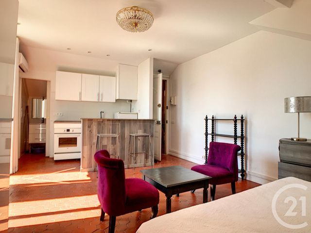 Appartement Studio &agrave; louer - 1 pi&egrave;ce - 22,99 m2 - Cannes La Bocca - 06 - PROVENCE-ALPES-COTE-D-AZUR
