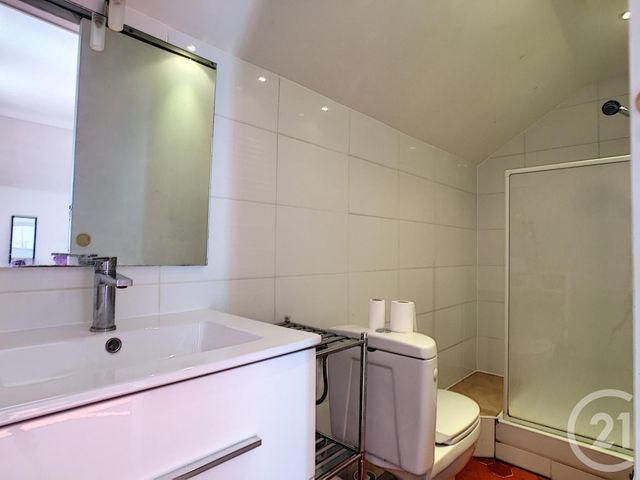 Appartement Studio &agrave; louer - 1 pi&egrave;ce - 22,99 m2 - Cannes La Bocca - 06 - PROVENCE-ALPES-COTE-D-AZUR
