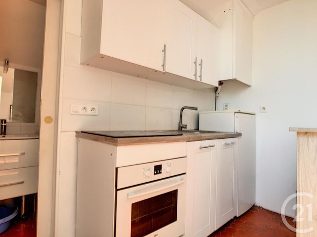 Appartement Studio &agrave; louer - 1 pi&egrave;ce - 22,99 m2 - Cannes La Bocca - 06 - PROVENCE-ALPES-COTE-D-AZUR