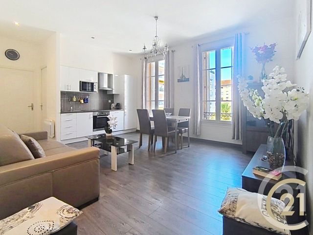Appartement F4 &agrave; vendre - 4 pi&egrave;ces - 66,82 m2 - Cannes - 06 - PROVENCE-ALPES-COTE-D-AZUR