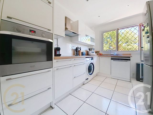 Appartement F4 &agrave; vendre - 4 pi&egrave;ces - 96,05 m2 - Le Cannet - 06 - PROVENCE-ALPES-COTE-D-AZUR