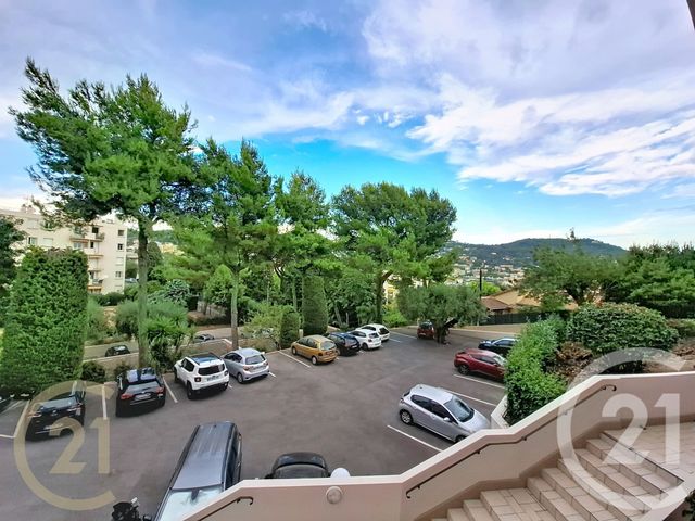 Appartement F4 &agrave; vendre - 4 pi&egrave;ces - 96,05 m2 - Le Cannet - 06 - PROVENCE-ALPES-COTE-D-AZUR