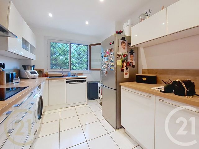 Appartement F4 &agrave; vendre - 4 pi&egrave;ces - 96,05 m2 - Le Cannet - 06 - PROVENCE-ALPES-COTE-D-AZUR