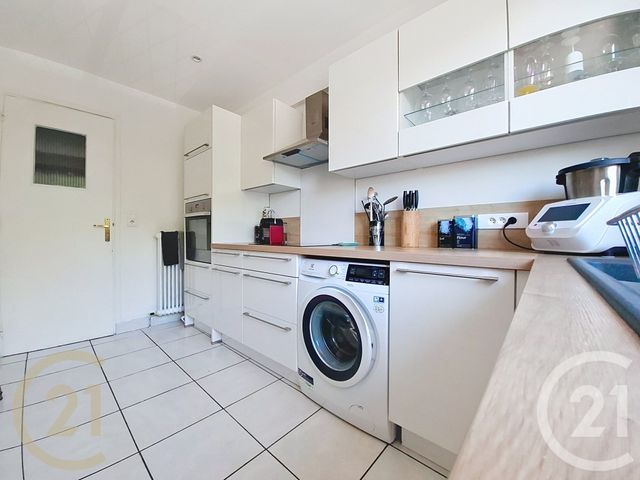 Appartement F4 &agrave; vendre - 4 pi&egrave;ces - 96,05 m2 - Le Cannet - 06 - PROVENCE-ALPES-COTE-D-AZUR