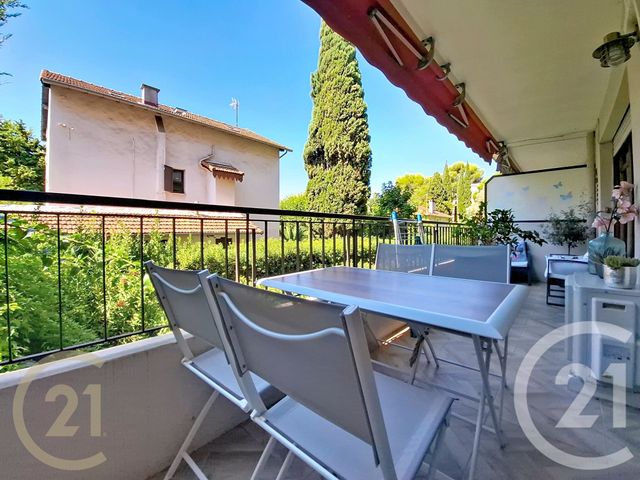 Appartement F4 &agrave; vendre - 4 pi&egrave;ces - 96,05 m2 - Le Cannet - 06 - PROVENCE-ALPES-COTE-D-AZUR