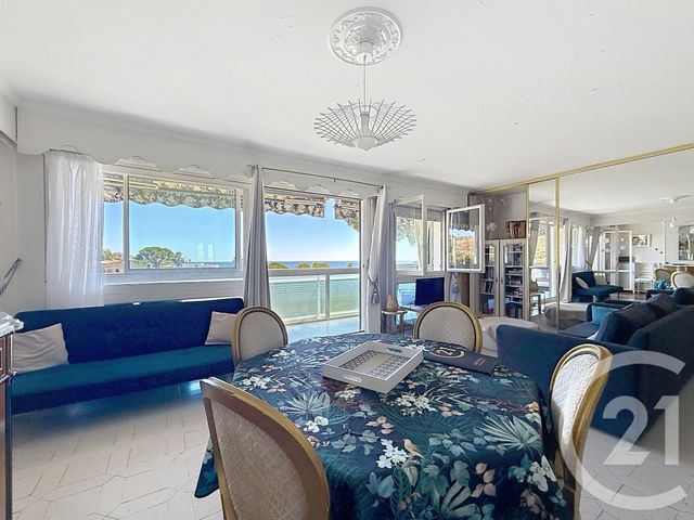 Appartement F2 &agrave; louer - 2 pi&egrave;ces - 67,30 m2 - Le Cannet - 06 - PROVENCE-ALPES-COTE-D-AZUR