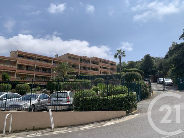 Appartement F3 &agrave; vendre - 3 pi&egrave;ces - 74 m2 - Cannes - 06 - PROVENCE-ALPES-COTE-D-AZUR