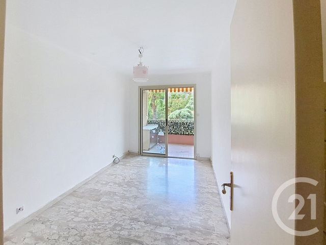 Appartement F3 &agrave; vendre - 3 pi&egrave;ces - 74 m2 - Cannes - 06 - PROVENCE-ALPES-COTE-D-AZUR