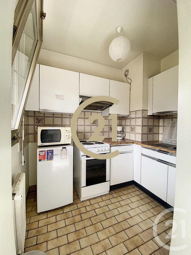 Appartement Studio &agrave; louer - 1 pi&egrave;ce - 28,04 m2 - Cannes - 06 - PROVENCE-ALPES-COTE-D-AZUR