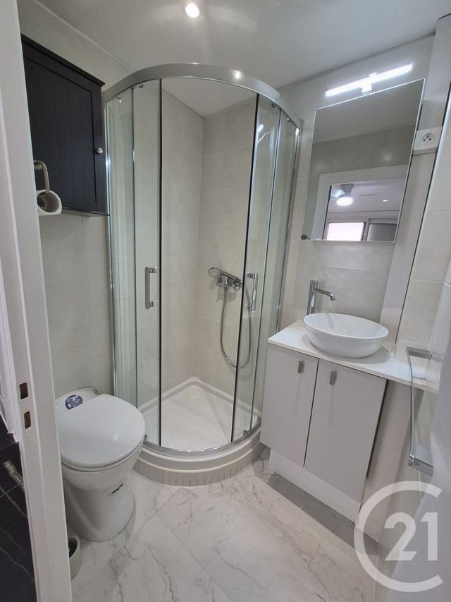 Local &agrave; vendre - 1 pi&egrave;ce - 8,38 m2 - Cannes - 06 - PROVENCE-ALPES-COTE-D-AZUR