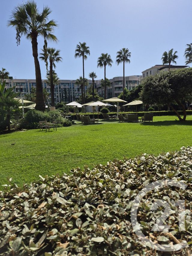 Local &agrave; vendre - 1 pi&egrave;ce - 8,38 m2 - Cannes - 06 - PROVENCE-ALPES-COTE-D-AZUR