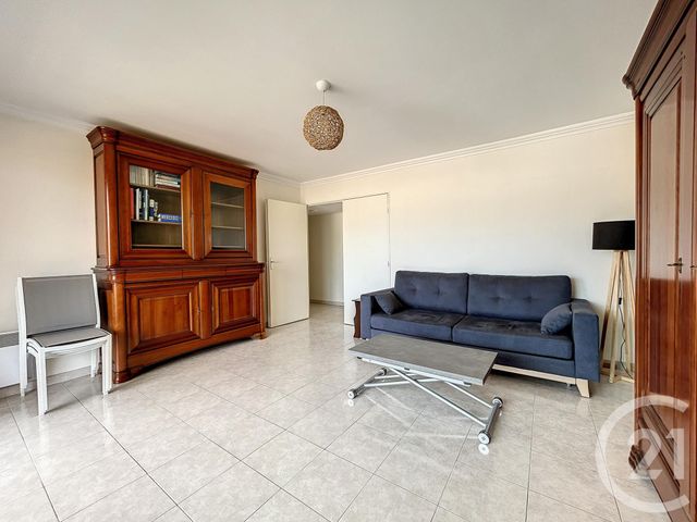 Appartement F2 &agrave; louer - 2 pi&egrave;ces - 46,73 m2 - Cannes - 06 - PROVENCE-ALPES-COTE-D-AZUR