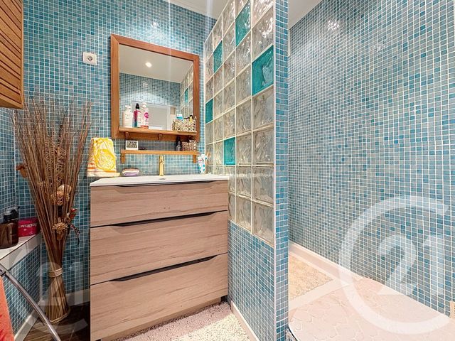 Appartement F4 &agrave; vendre - 4 pi&egrave;ces - 82,04 m2 - Le Cannet - 06 - PROVENCE-ALPES-COTE-D-AZUR