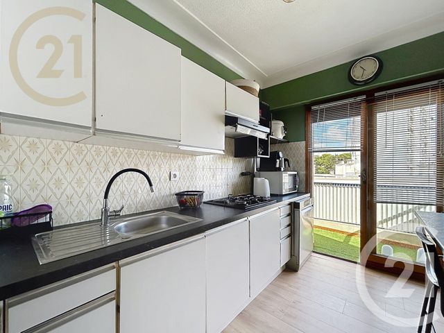 Appartement F4 &agrave; vendre - 4 pi&egrave;ces - 75,90 m2 - Le Cannet - 06 - PROVENCE-ALPES-COTE-D-AZUR