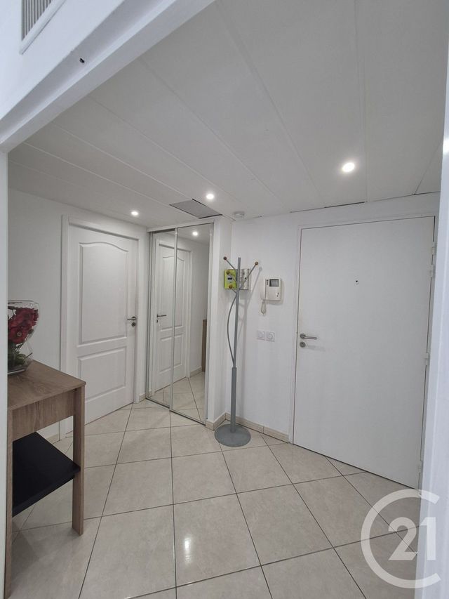 Appartement F3 &agrave; vendre - 3 pi&egrave;ces - 68,19 m2 - Cannes - 06 - PROVENCE-ALPES-COTE-D-AZUR