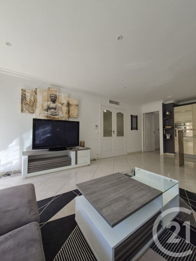 Appartement F3 &agrave; vendre - 3 pi&egrave;ces - 68,19 m2 - Cannes - 06 - PROVENCE-ALPES-COTE-D-AZUR