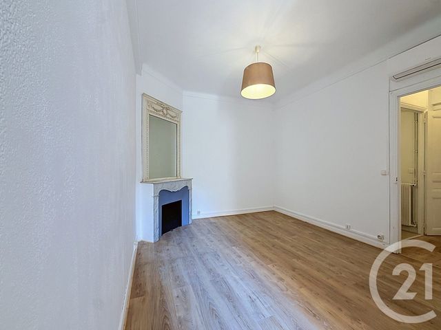 Appartement F1 &agrave; louer - 1 pi&egrave;ce - 34,88 m2 - Cannes - 06 - PROVENCE-ALPES-COTE-D-AZUR