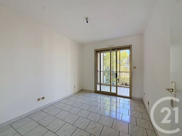 Appartement F3 &agrave; louer - 3 pi&egrave;ces - 65,68 m2 - Cannes - 06 - PROVENCE-ALPES-COTE-D-AZUR