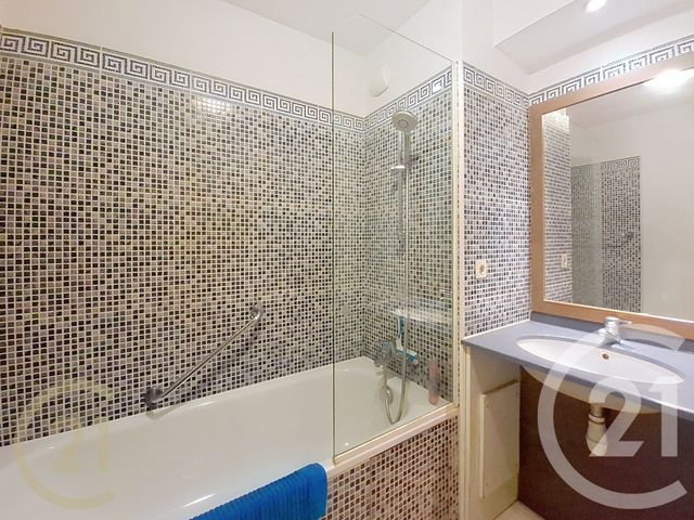 Appartement F2 &agrave; vendre - 2 pi&egrave;ces - 28,68 m2 - Cannes La Bocca - 06 - PROVENCE-ALPES-COTE-D-AZUR