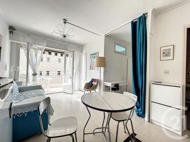 Appartement F2 &agrave; louer - 2 pi&egrave;ces - 29,65 m2 - Cannes - 06 - PROVENCE-ALPES-COTE-D-AZUR
