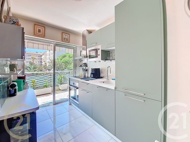 Appartement F2 &agrave; vendre - 2 pi&egrave;ces - 49,01 m2 - Cannes - 06 - PROVENCE-ALPES-COTE-D-AZUR