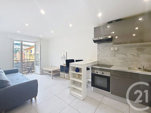 Appartement F2 &agrave; louer - 2 pi&egrave;ces - 35 m2 - Cannes - 06 - PROVENCE-ALPES-COTE-D-AZUR