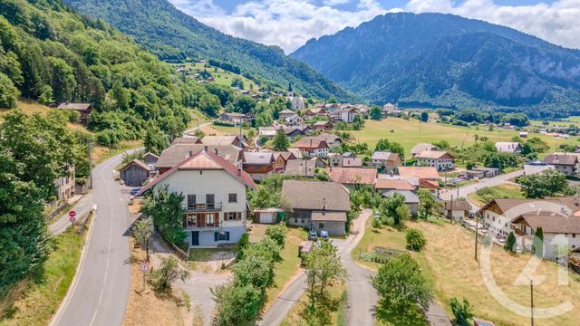 Maison à vendre - 34 pièces - 210,96 m2 - Vacheresse - 74 - RHONE-ALPES