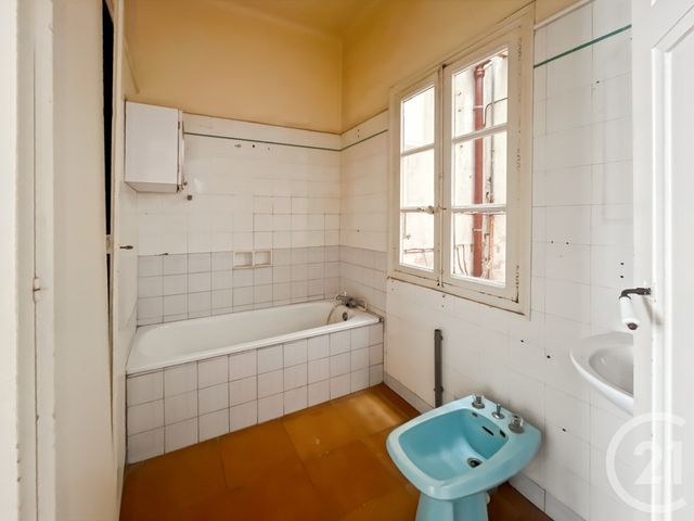 Appartement T3 &agrave; vendre - 3 pi&egrave;ces - 75 m2 - Bandol - 83 - PROVENCE-ALPES-COTE-D-AZUR