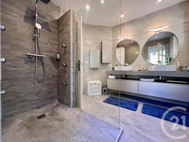 Maison &agrave; vendre - 7 pi&egrave;ces - 300 m2 - Bandol - 83 - PROVENCE-ALPES-COTE-D-AZUR