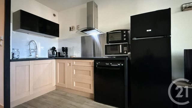 Appartement Studio Cabine à vendre - 1 pièce - 22,50 m2 - Sanary Sur Mer - 83 - PROVENCE-ALPES-COTE-D-AZUR