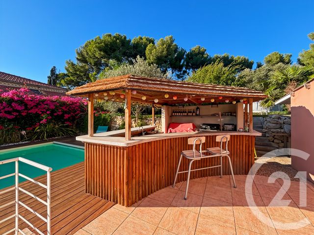 Maison &agrave; vendre - 6 pi&egrave;ces - 232,70 m2 - Sanary Sur Mer - 83 - PROVENCE-ALPES-COTE-D-AZUR