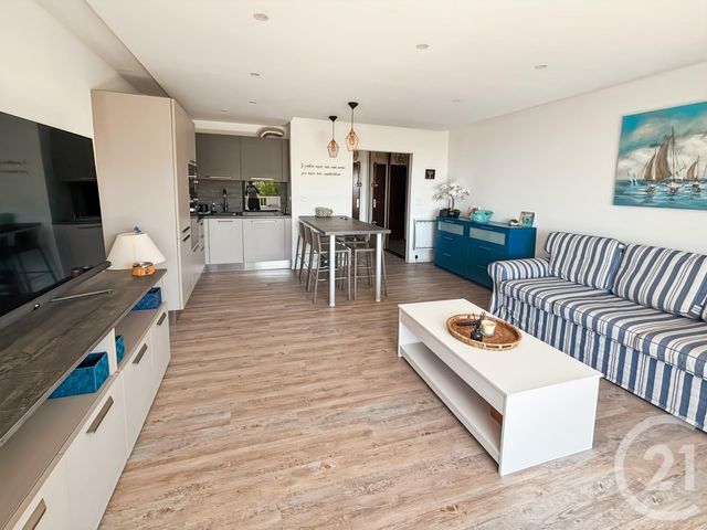 Appartement à vendre - 2 pièces - 41,03 m2 - Bandol - 83 - PROVENCE-ALPES-COTE-D-AZUR