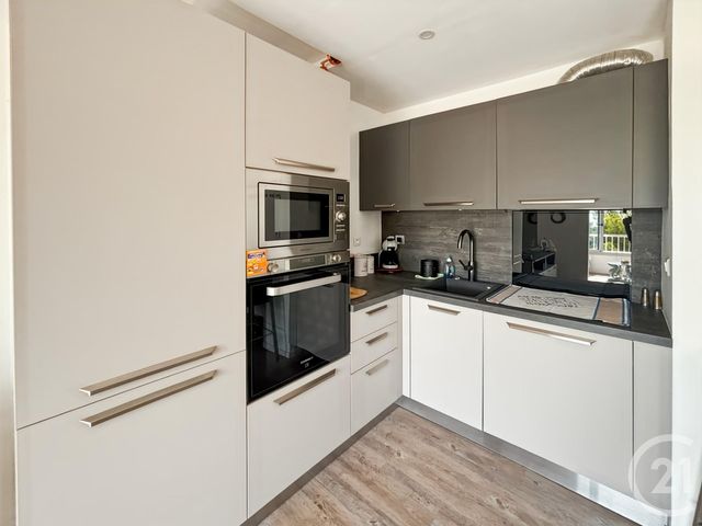 Appartement à vendre - 2 pièces - 41,03 m2 - Bandol - 83 - PROVENCE-ALPES-COTE-D-AZUR