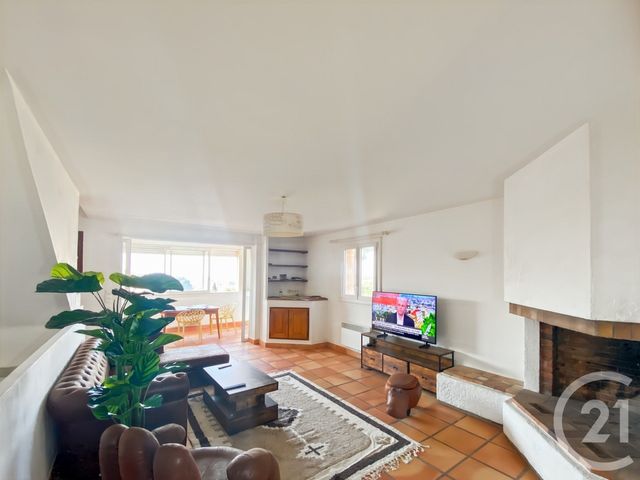 Appartement Triplex à vendre - 4 pièces - 84,94 m2 - Bandol - 83 - PROVENCE-ALPES-COTE-D-AZUR