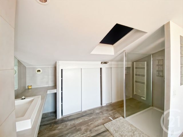 Appartement Triplex à vendre - 4 pièces - 84,94 m2 - Bandol - 83 - PROVENCE-ALPES-COTE-D-AZUR