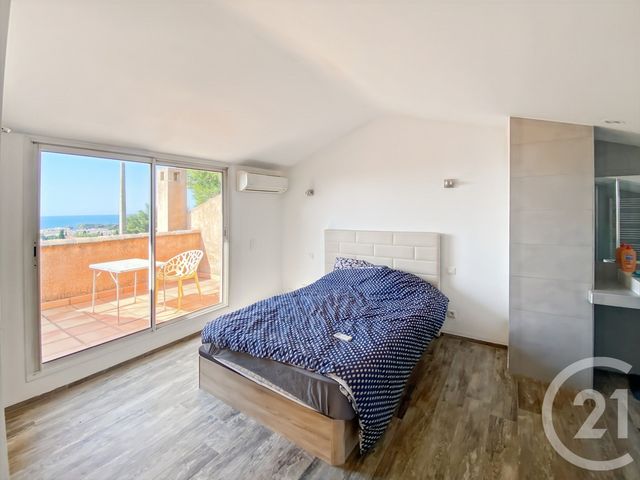Appartement Triplex à vendre - 4 pièces - 84,94 m2 - Bandol - 83 - PROVENCE-ALPES-COTE-D-AZUR
